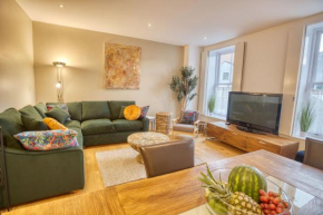 Pass the Keys Centrally Located Apartment